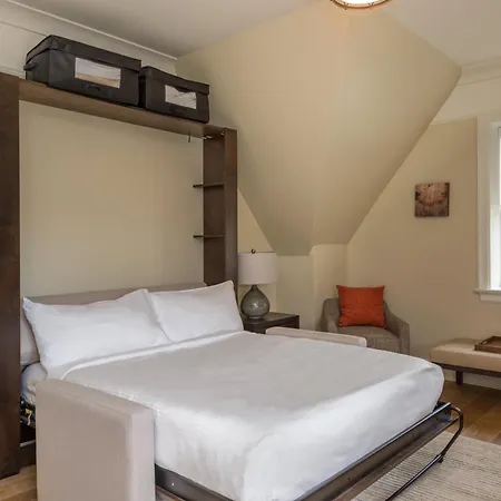 The Abbey Inn & Spa Peekskill Room photo